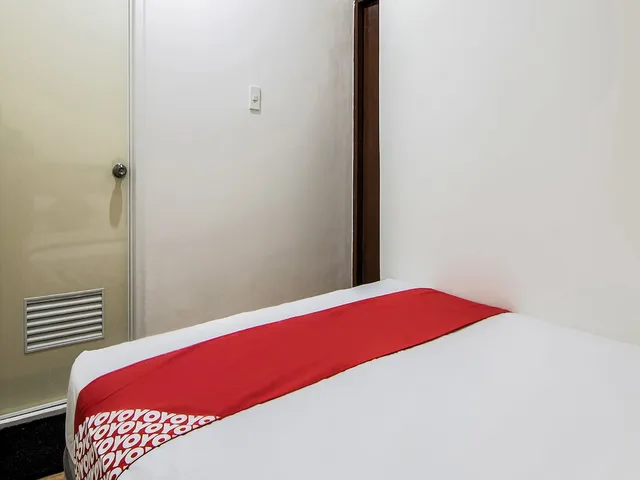 جناح بسرير كوين، Oyo 431 Apollo 11 Apartelle 1/2