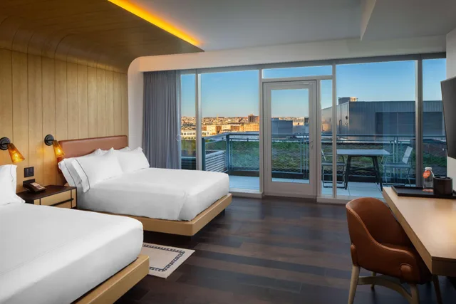 جناح بسريرين كوين لذوي الإعاقة، Canopy By Hilton Baltimore Harbor Point 1/2