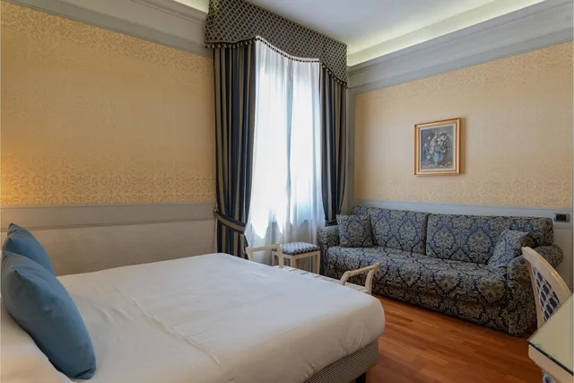 غرفة سوبيريور بسرير كوين وسريرين منفصلين، Phi Hotel Canalgrande 6/10