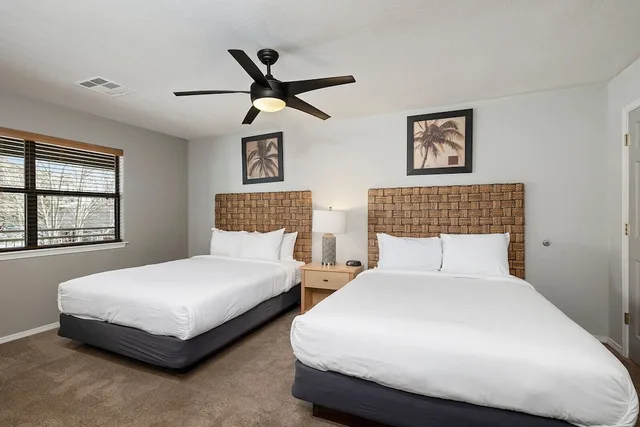 شقة سكنية فاخرة بسريرين كينج بـ3 غرف نوم بجاكوزي بمطبخ، Still Waters Resort 3/10