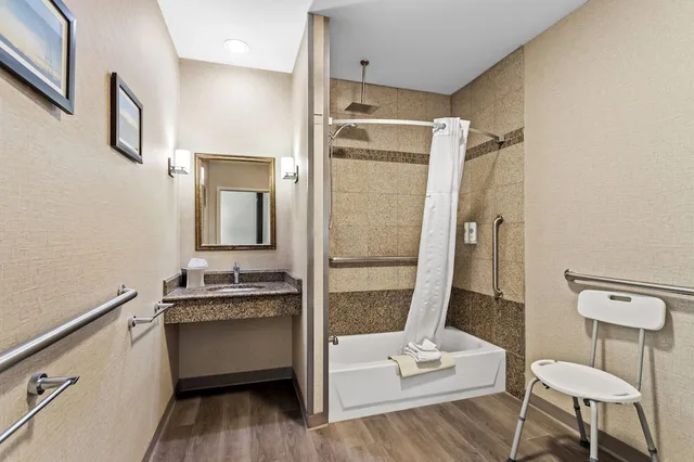 Suite, 2 Queen Beds, Sofa, Accessible, Comfort Suites Roswell, NM 7/7