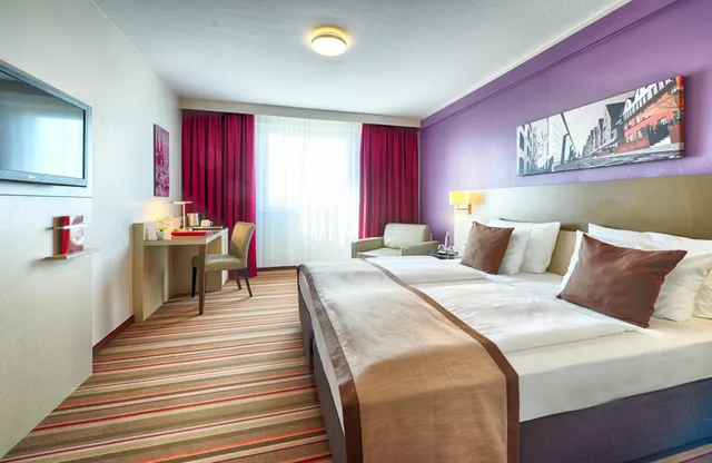 Superior, Double or Twin Bed, Leonardo Hotel Koln 1/10