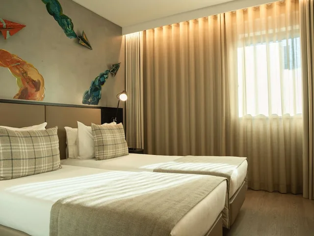 غرفة سوبيريور بسريرين منفصلين، Ibis Styles Lisboa Aeroporto 2/10