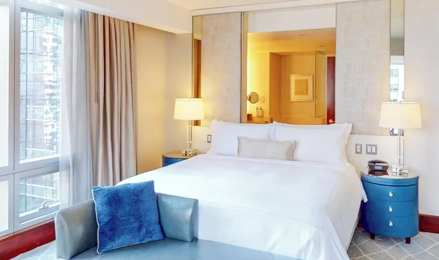 Room, King Bed, Channel View, Accessible، INTERCONTINENTAL BOSTON 1/4