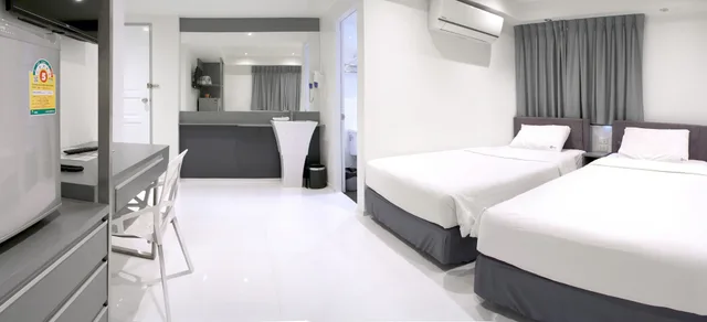 غرفة قياسية بسريرين منفصلين، My Hotel Pratunam 1/4