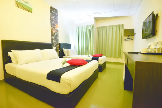 غرفة بريميير ثلاثية بسرير مزدوج وسرير فردي، Sastria Hotel 3/4
