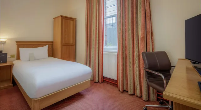 غرفة مفردة، Hilton Nottingham 7/11