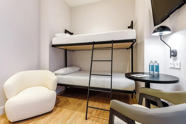 غرفة رباعية، Petit Palace Plaza de La Reina 7/10