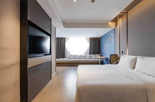 Jimu, Suite, King Bed, Atour Hotel (Xiangshan People's Square) 2/2