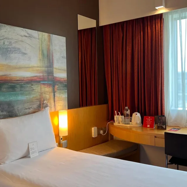 غرفة بريميوم بسرير فردي، Ibis One Central 5/10