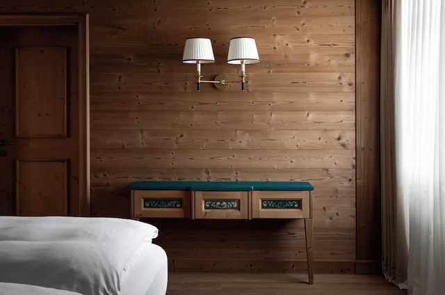 Suite, King Bed, Hotel Tyrol 4/7