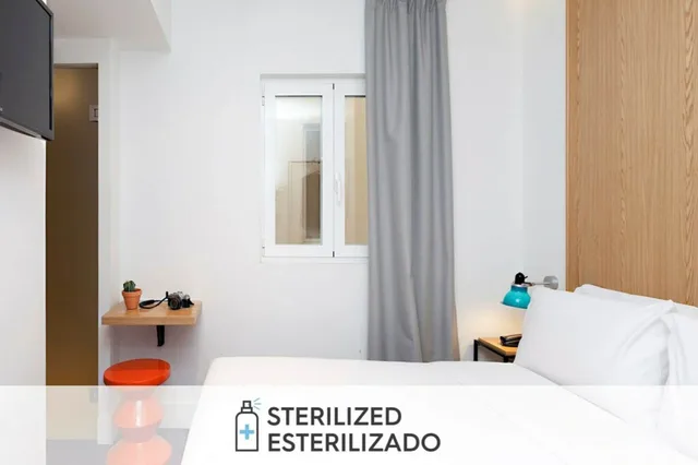 غرفة أساسية مفردة، SLEEP'N ATOCHA 4/6
