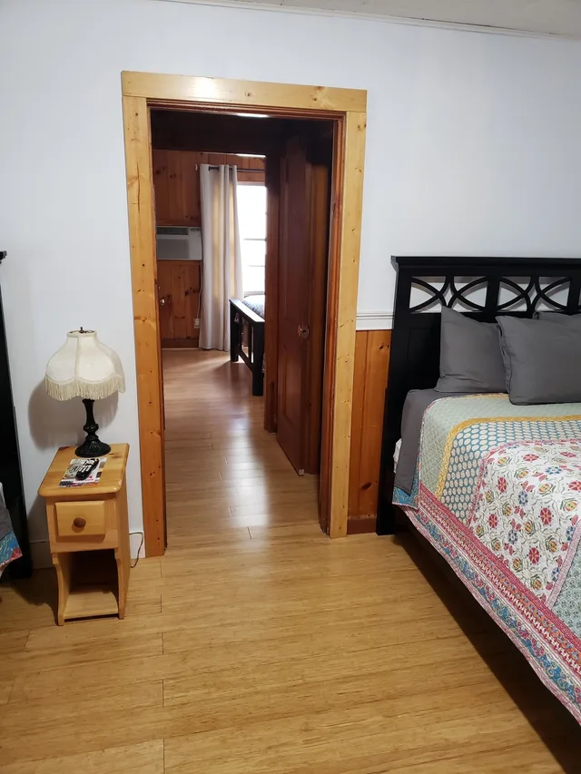 غرفة عائلية بسريرين مزدوجين بغرفتي نوم، Marshall's Creek Rest Motel 4/7
