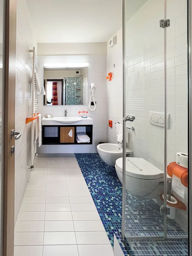 غرفة كومفورت رباعية، Sanlu Hotel 3/4