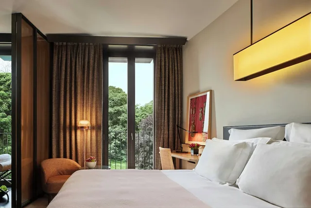 غرفة سوبيريور بسرير كينج، Bulgari Hotel Milano 1/9
