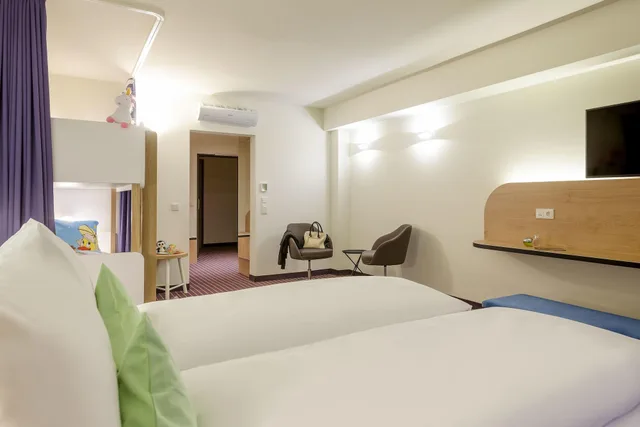 غرفة كومفورت بسريرين منفصلين، ibis Styles Leipzig 2/9