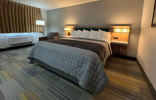 غرفة قياسية بسرير كينج، Park Inn by Radisson Maryville 3/6