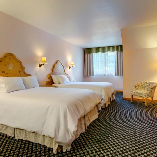 2 Bedrooms, Grand, Mountain, Lodge, Suite، Boyne Mountain Resort 1/4