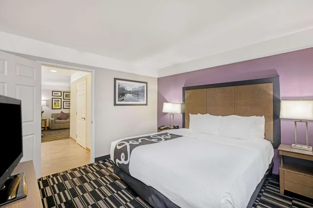 جناح بسرير كينج بغرفة نوم واحدة، La Quinta Inn & Suites by Wyndham Modesto Salida 1/1