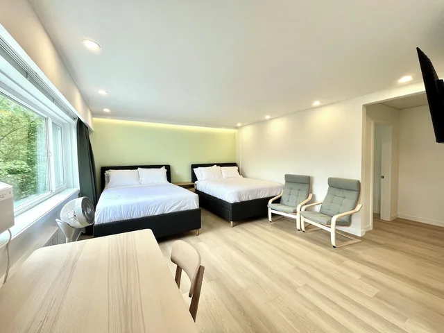 جناح بريميوم بغرفة نوم واحدة، English Bay Hotel 1/9