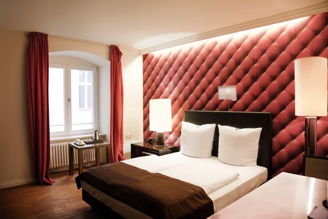 غرفة سوبيريور بسرير كوين، Hotel Adele 2/9