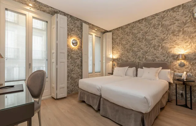 جناح جونيور بسرير مزدوج وسرير فردي، Meninas Hotel 1/6