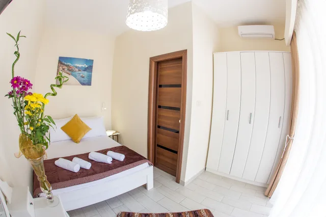 1 Bedroom, Deep Sea, Classic, Queen Bed، Villa Dieden 3/6
