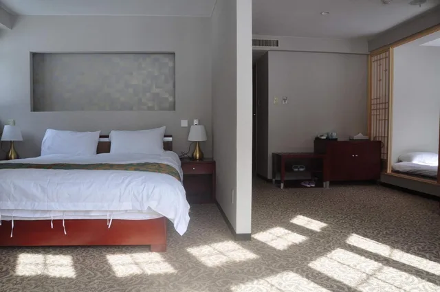 Japanese Western, Special, Family Suite, 3 Futon Beds, Queen Bed, Annex، Hakuba Sun Valley Hotel 1/4