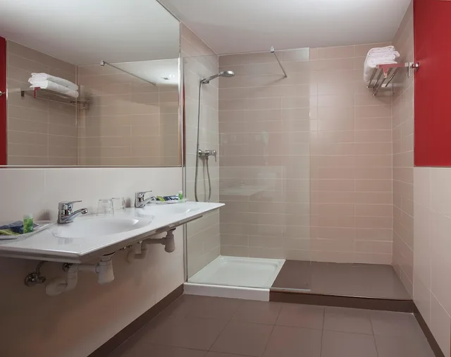 Excellence، Hotel Naval Sestao 3/4