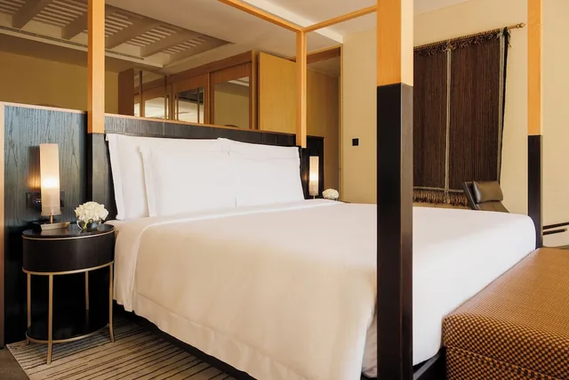 Ocean, Villa, King Bed, Garden and Pool View, Jumeirah Muscat Bay 1/2