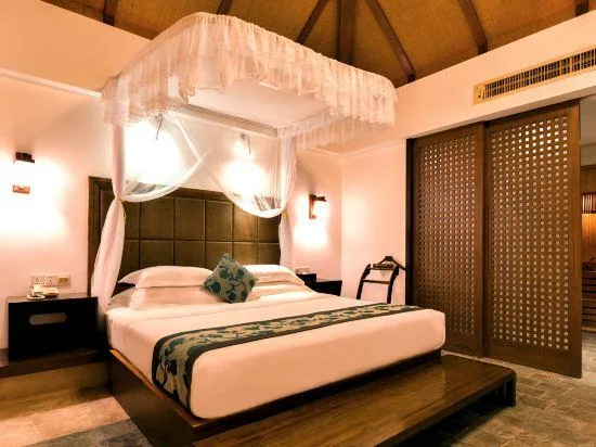 Room, King Bed, Hot Spring Bath, Bathtub، Pattra Resort 1/1