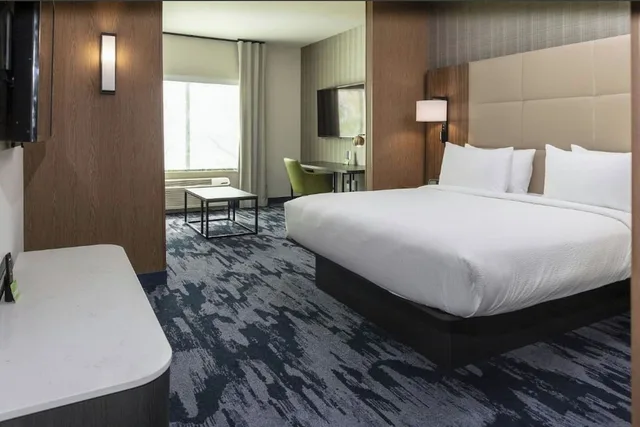 استوديو بسرير كينج مع أريكة لذوي الإعاقة، Fairfield Inn & Suites by Marriott Monahans 1/1