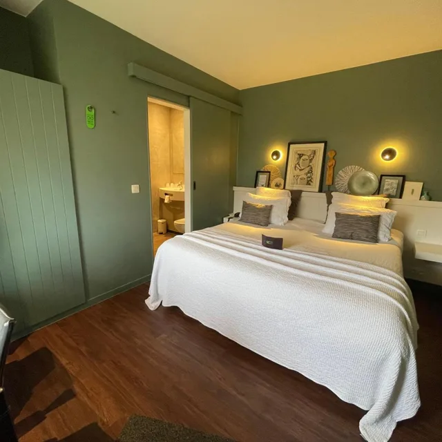 غرفة أساسية بسرير مزدوج، Montanus Hotel 1/8