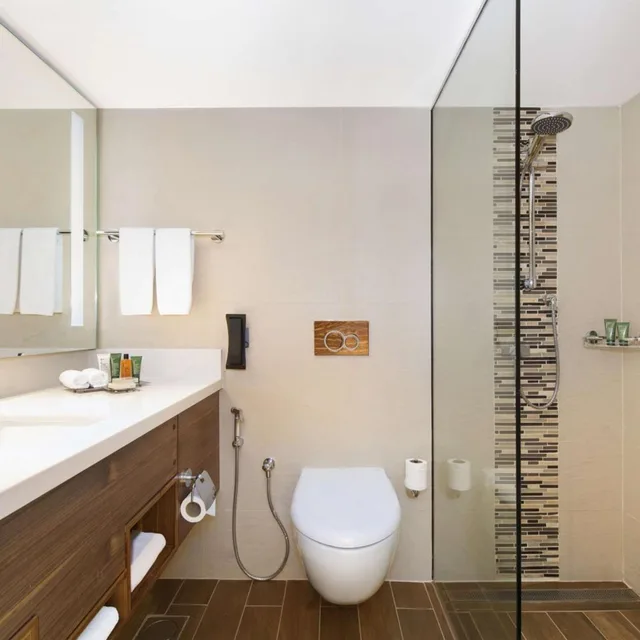 غرفة متصلة عائلية بسرير فردي، Hilton Garden Inn Ras Al Khaimah 6/7