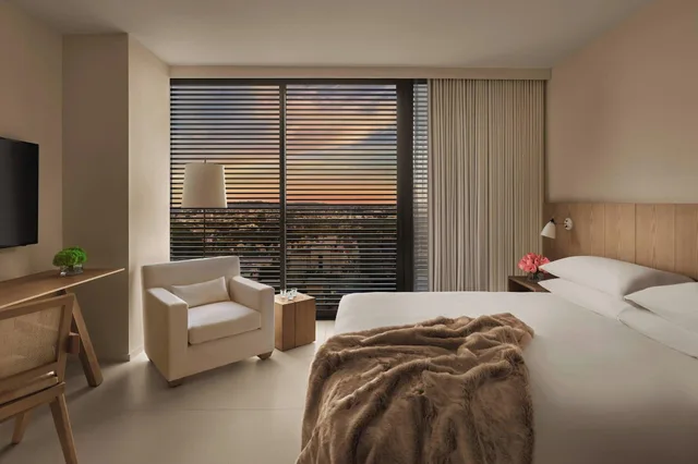 غرفة بسرير مزدوج، Edition West Hollywood 1/2
