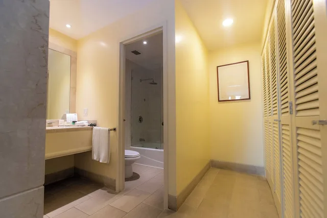 غرفة بسريرين مزدوجين بإطلالة على البحر، Barcelo Colon Miramar 7/7