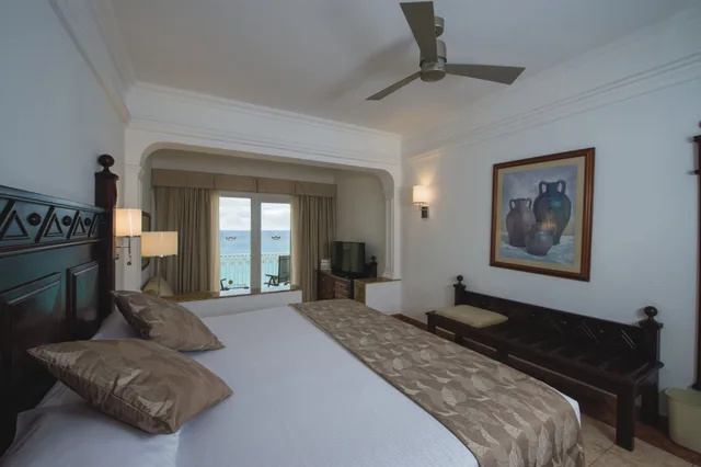 Junior Suite Ocean View 1+2 SJMB، Riu Palace Cabo San Lucas 1/8