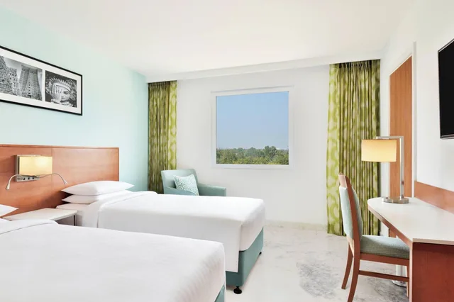 غرفة قياسية بسريرين منفصلين، Fairfield by Marriott Bengaluru Whitefield 4/6