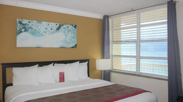 غرفة قياسية بسرير مزدوج، Ramada Plaza by Wyndham Marco Polo Beach Resort 1/1