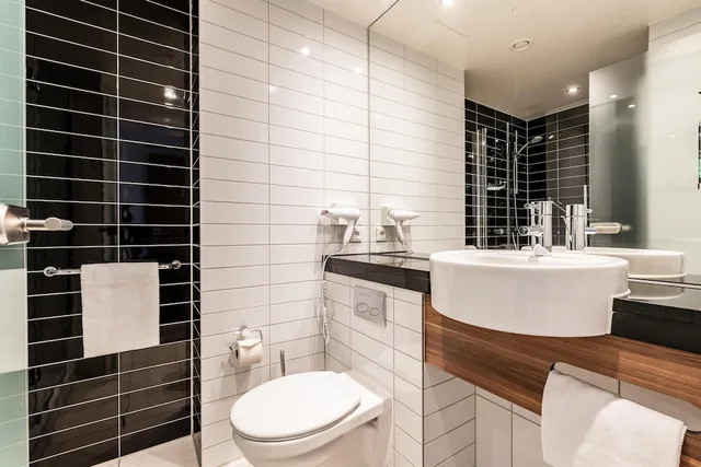 غرفة قياسية بسريرين منفصلين، Premier Inn Heidelberg City Zentrum 4/5