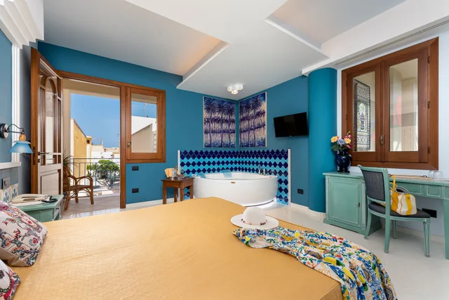 غرفة جونيور بسرير كوين، Hotel Mediterraneo 1/2