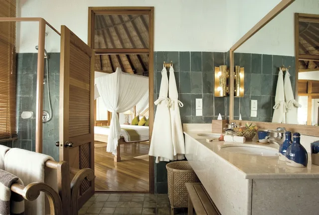 Lagoon Villa, King Bed، Coco Palm Dhuni Kolhu 7/8