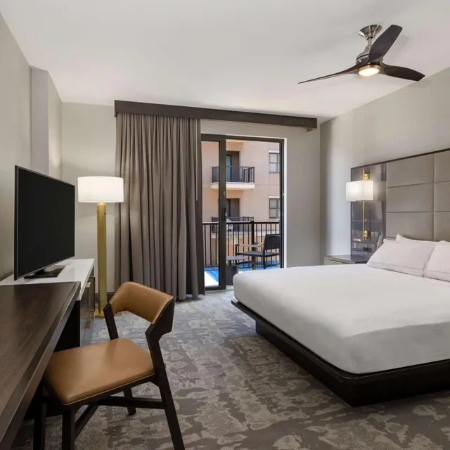 شقة سكنية بسريرين كينج بغرفتي نوم، Hilton Promenade At Branson Landing 3/10