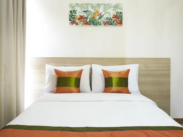 جناح بغرفة نوم واحدة، The Plimplace Hotel 3/4