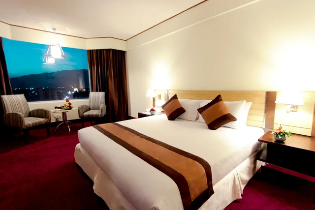 Superior, Single, Duangtawan Hotel Chiang Mai 3/13