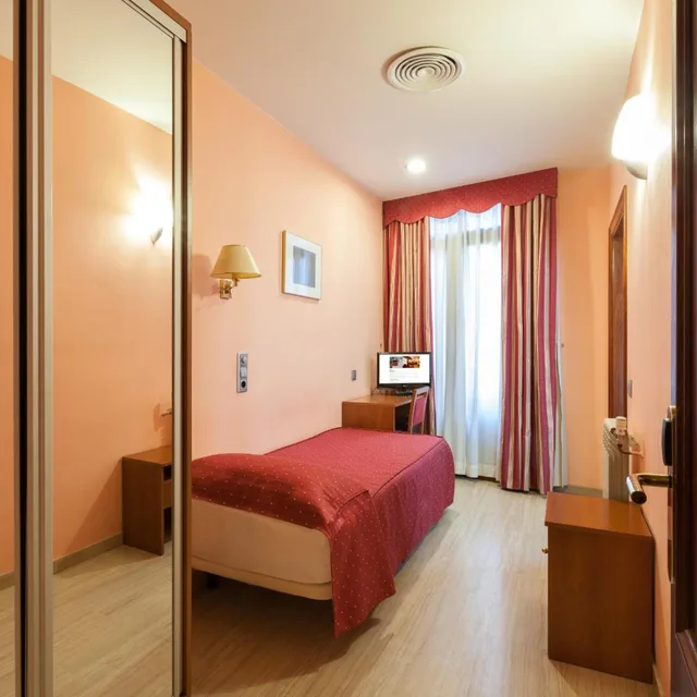 Room, Single, Alba Hotel 3/14
