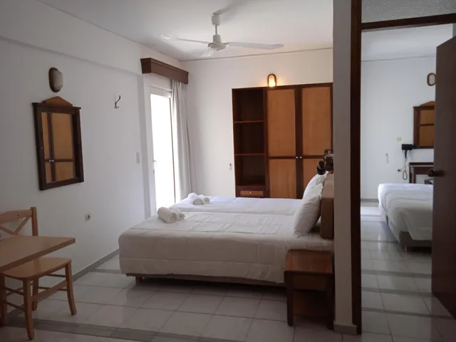 غرفة رباعية بإطلالة على البحر، Pal Beach Hotel 3/8