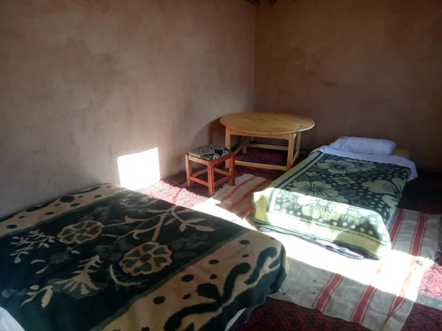 غرفة ثلاثية بحمام خاص، Sahara Peace Camp 1/2