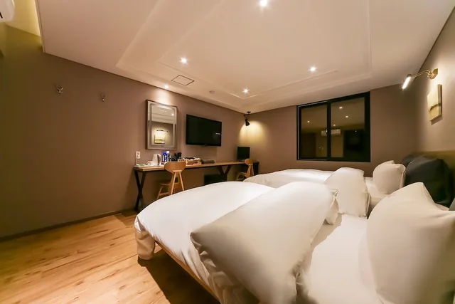 غرفة ديلوكس بسريرين منفصلين، Cherish Hotel 4/4