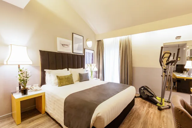 غرفة قياسية بسريرين منفصلين، Holiday Inn Milano Garibaldi Station 8/10